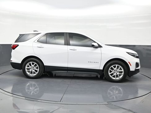 Used 2024 Chevrolet Equinox LT FWD image 6
