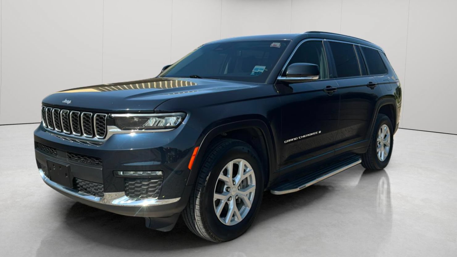 Used 2023 Jeep Grand Cherokee L Limited w/ Luxury Tech Group II AWD/4WD image 10