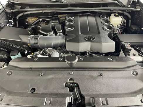 Used 2023 Toyota 4Runner Limited image 22