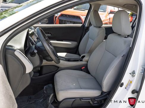 Used 2021 Honda HR-V LX image 17