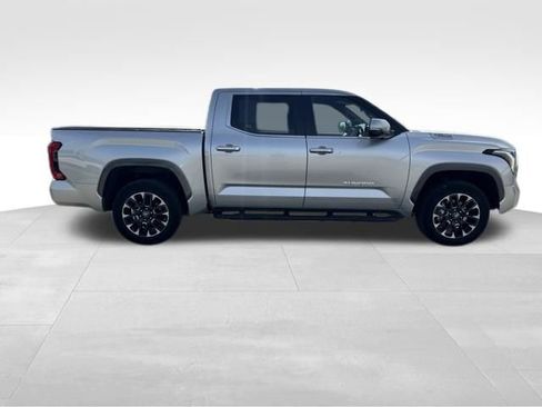 Used 2025 Toyota Tundra Limited AWD/4WD image 6