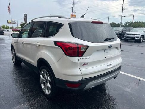 Used 2019 Ford Escape Titanium AWD/4WD image 21