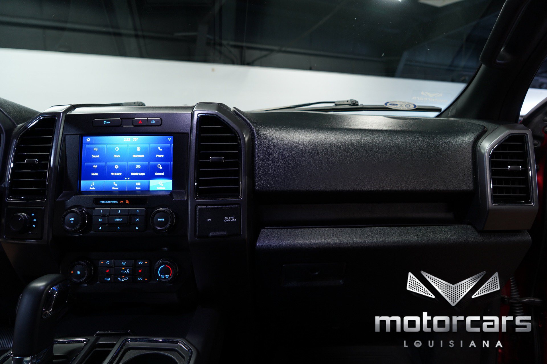 Used 2019 Ford F150 XLT w/ Equipment Group 302A Luxury AWD/4WD image 34