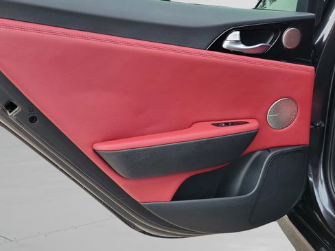 Used 2020 Kia Stinger GT-Line w/ Sun & Sound Package image 11