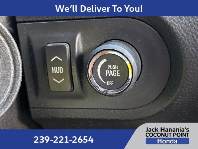 Used 2015 Chevrolet Camaro LT RWD image 33