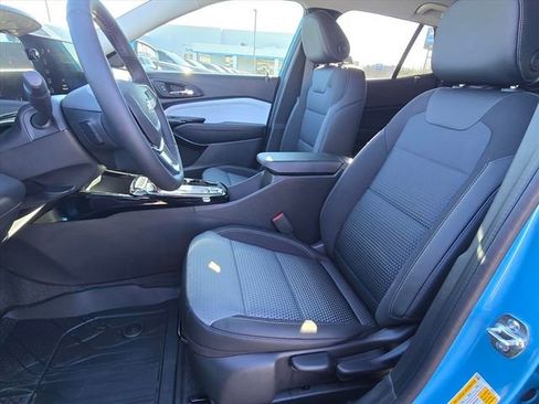 New 2026 Chevrolet Trax LT w/ Driver Confidence Package image 30