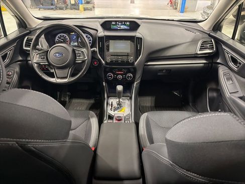 Used 2019 Subaru Forester Premium image 9