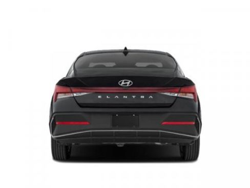 New 2026 Hyundai Elantra SE FWD image 8