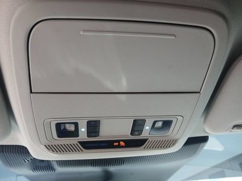 Certified 2025 Ford Explorer Active w/ Active Comfort Package RWD image 25