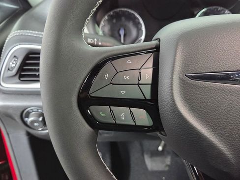 New 2026 Chrysler Pacifica Select image 17