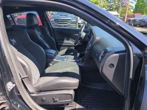 Certified 2021 Dodge Charger Scat Pack w/ Dynamics Package RWD image 16