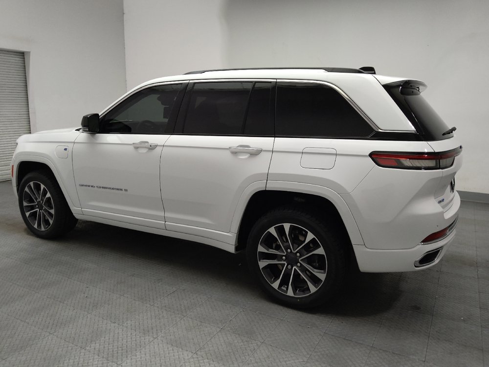 Used 2022 Jeep Grand Cherokee Overland AWD/4WD image 3