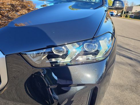 New 2026 BMW X5 xDrive40i w/ Climate Comfort Package image 32