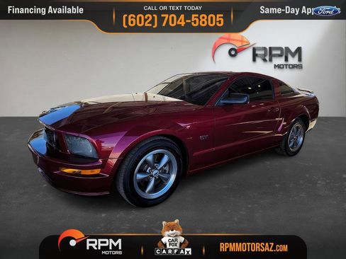 Used 2005 Ford Mustang GT image 3