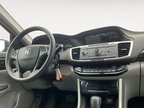 Used 2016 Honda Accord LX image 13