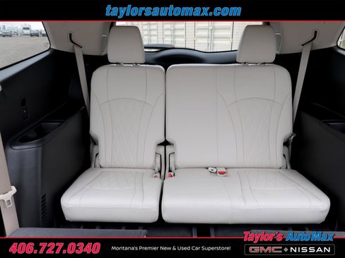 Used 2024 Buick Enclave Avenir w/ Avenir Technology Package AWD/4WD image 7
