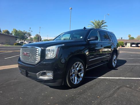 Used 2016 GMC Yukon Denali w/ Enhanced Security Package RWD image 5