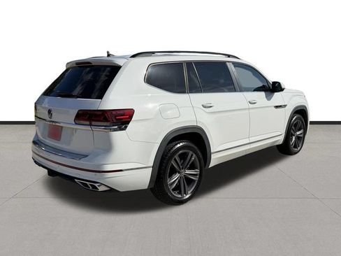 Used 2021 Volkswagen Atlas SE w/ Panoramic Sunroof Package FWD image 5