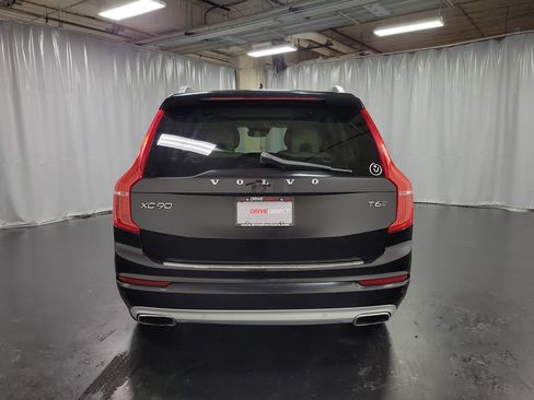 Used 2017 Volvo XC90 T6 Momentum w/ Vision Package AWD/4WD image 8