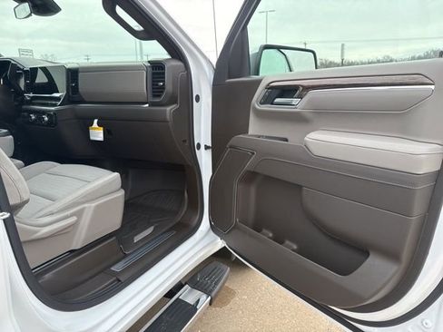 New 2026 GMC Sierra 1500 SLE AWD/4WD image 47