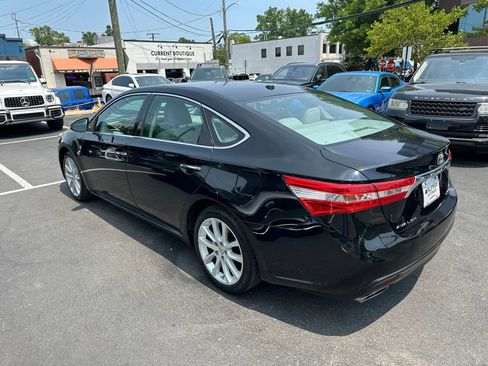 Used 2013 Toyota Avalon XLE Touring FWD image 9