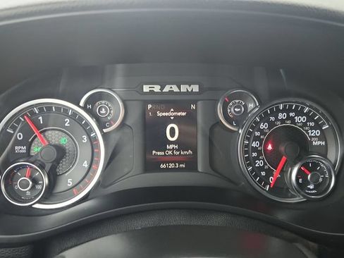 Used 2024 RAM 3500 Big Horn AWD/4WD image 47