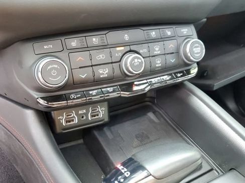 Certified 2023 Dodge Durango GT AWD/4WD image 21