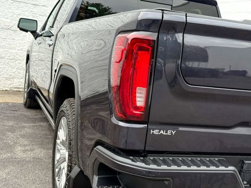 Certified 2022 GMC Sierra 1500 Denali AWD/4WD image 10