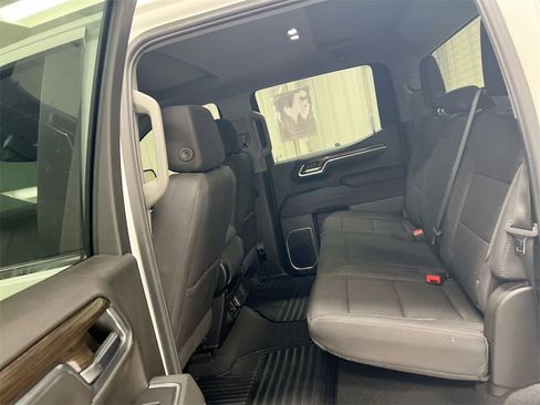 Used 2024 Chevrolet Silverado 1500 LT image 23