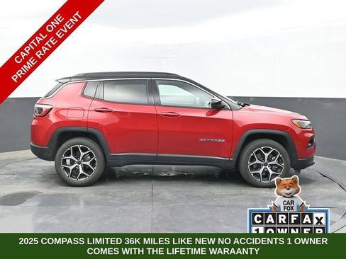 Used 2025 Jeep Compass Limited AWD/4WD image 8