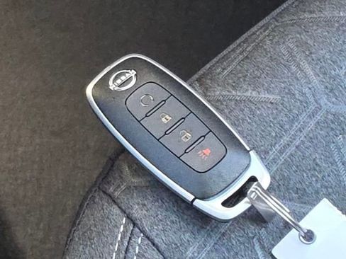 New 2026 Nissan Kicks SV w/ SV Premium Package image 28