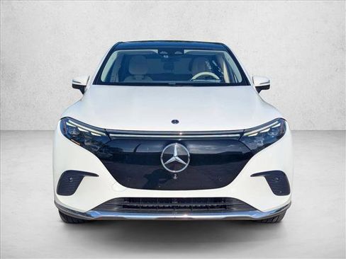 Used 2023 Mercedes-Benz EQS 450+ SUV image 2