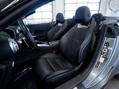 Used 2022 Mercedes-Benz SL 55 AMG 4MATIC image 40