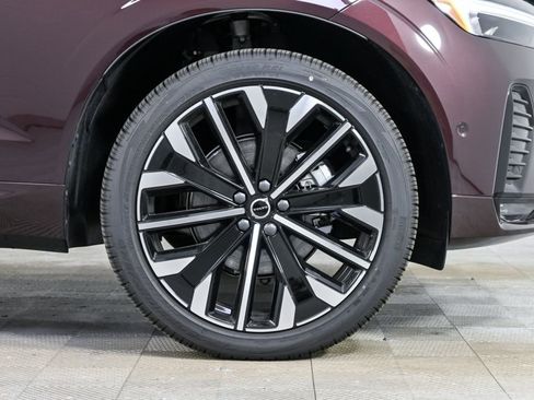 New 2026 Volvo XC60 B5 Ultra w/ Protection Package Premier AWD/4WD image 38