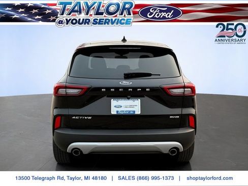 Certified 2024 Ford Escape Active AWD/4WD image 5