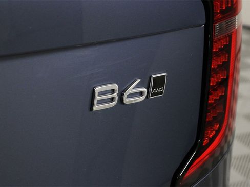 Certified 2025 Volvo XC90 B6 Plus w/ Protection Package Premier image 20