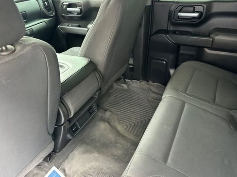 Used 2019 Chevrolet Silverado 1500 Custom Trail Boss w/ Custom Convenience Package AWD/4WD image 5