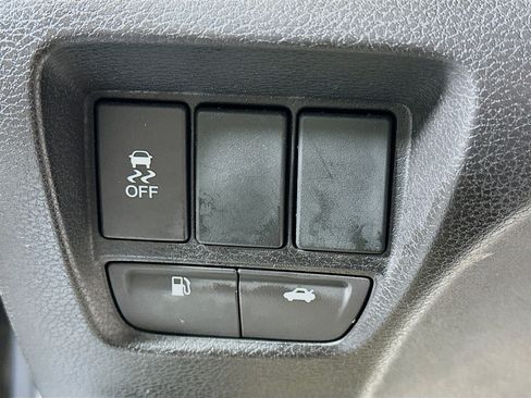 Used 2015 Acura TLX FWD image 17