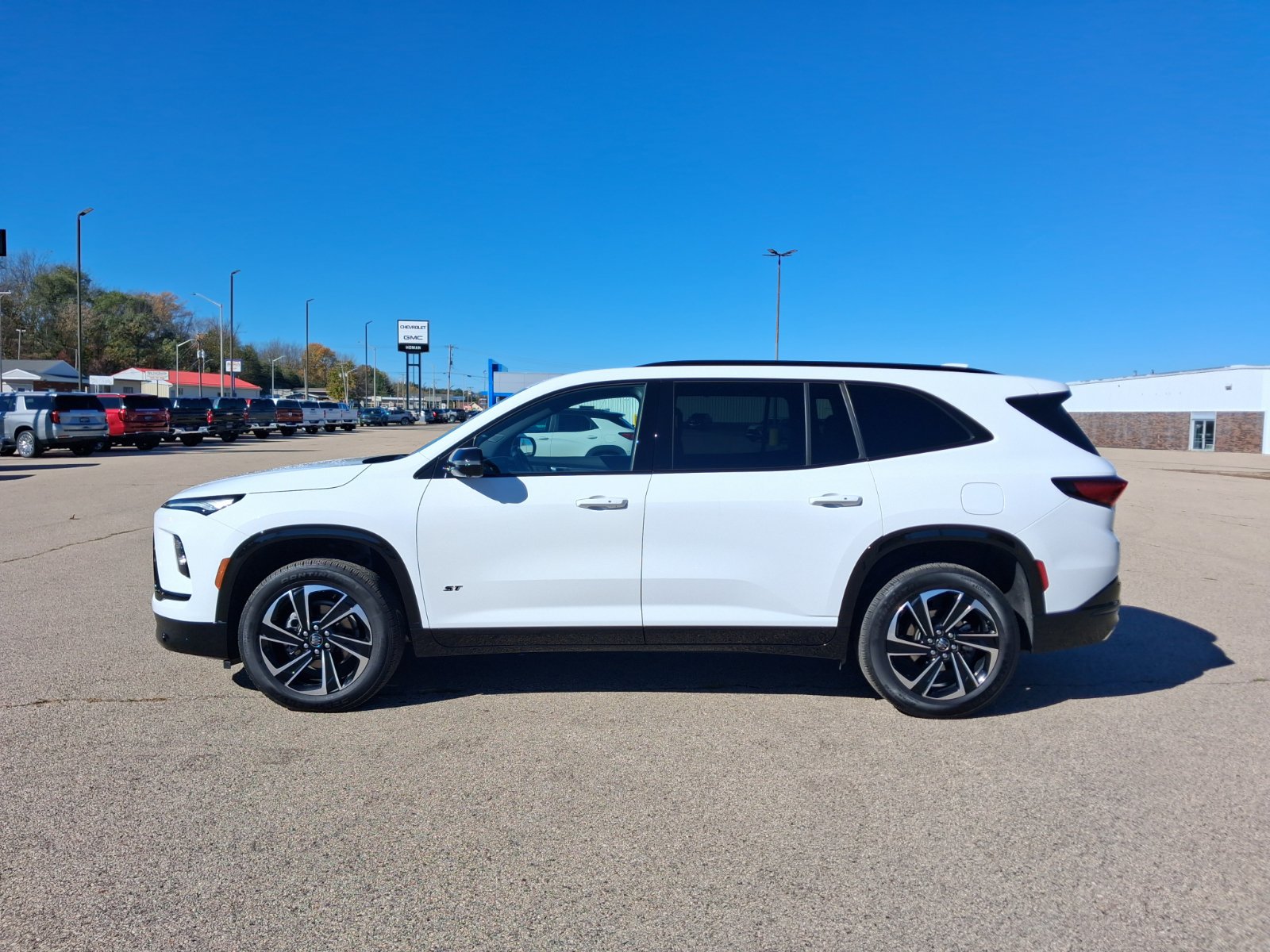 Used 2026 Buick Enclave Sport Touring AWD/4WD image 2