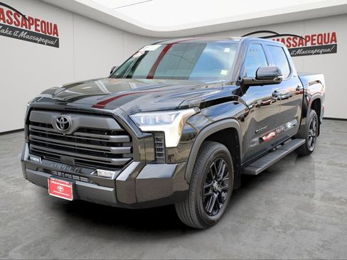 Certified 2025 Toyota Tundra Limited image 1