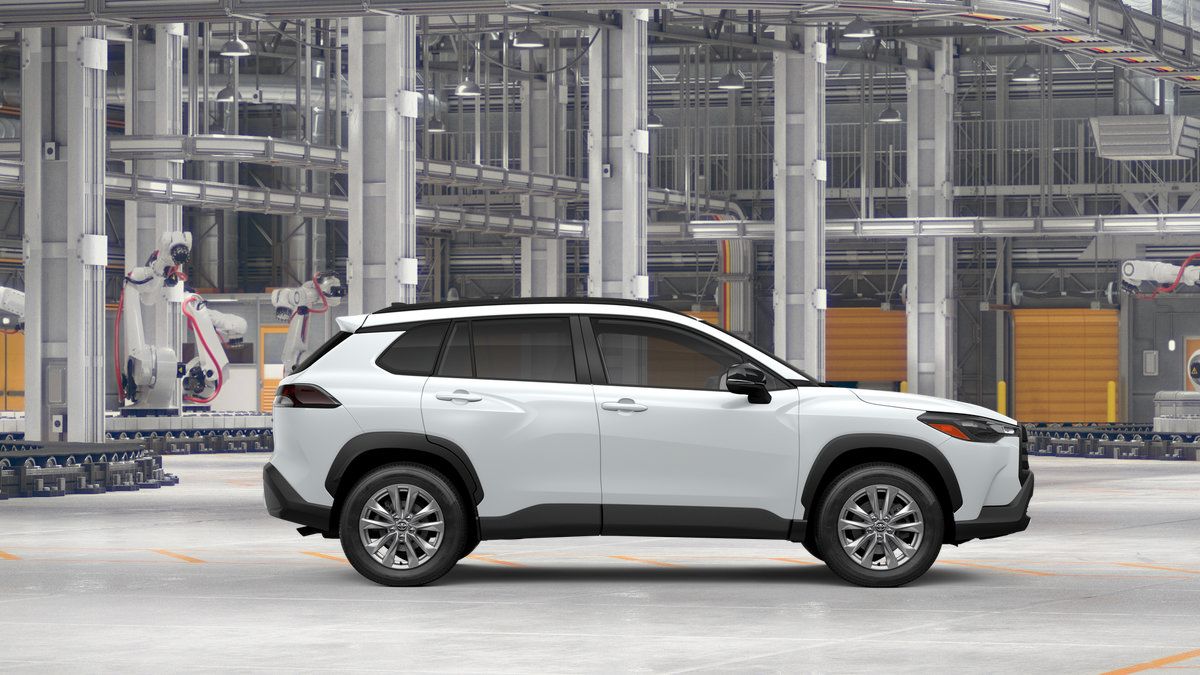 New 2026 Toyota Corolla Cross LE FWD image 38