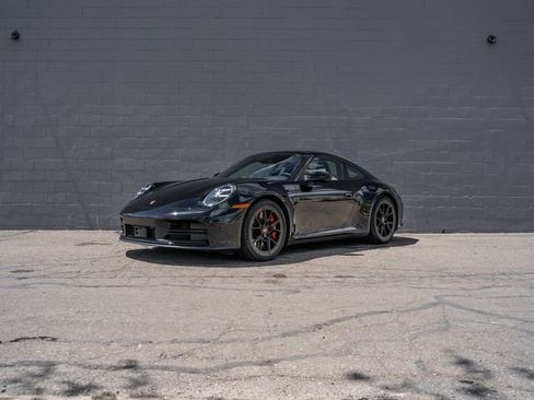 Certified 2026 Porsche 911 Carrera S RWD image 1