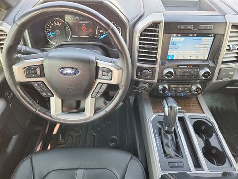 Used 2017 Ford F150 Platinum w/ Equipment Group 701A Luxury image 11