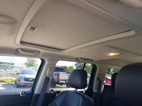 Used 2016 Jeep Patriot High Altitude AWD/4WD image 22