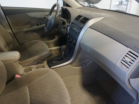 Used 2009 Toyota Corolla LE image 16