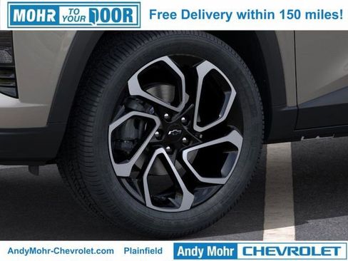 New 2026 Chevrolet Trax RS w/ Driver Confidence Package image 9