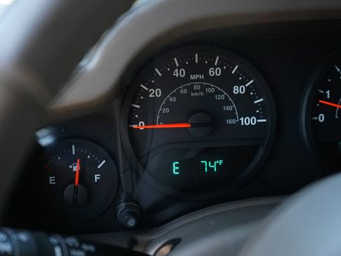 Used 2009 Jeep Wrangler Unlimited X AWD/4WD image 18