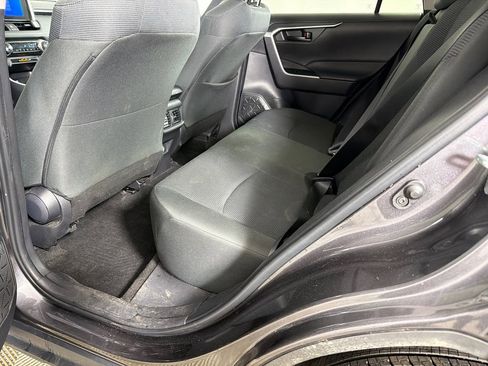 Used 2024 Toyota RAV4 LE image 20