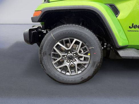 New 2026 Jeep Wrangler Sahara image 10