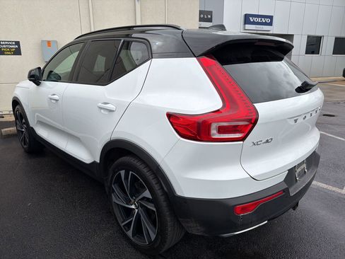 Used 2019 Volvo XC40 T5 R-Design image 10